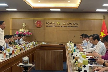 Đồng chí Nguyễn Trí Tuệ, Phó trưởng Đoàn kiểm tra số 3, phát biểu tại buổi làm việc