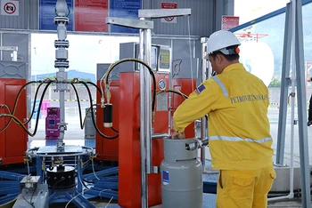 Giá gas bán lẻ giảm giá do giá gas nhập khẩu trong tháng 6/2023 giảm sâu.