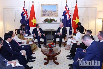 Quang cảnh cuộc hội kiến.