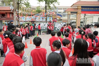 [Ảnh] Lan tỏa tình yêu thương, trách nhiệm bảo vệ động vật đến trẻ thơ