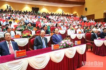 Các đại biểu dự lễ kỷ niệm 110 ngày sinh Giáo sư, Viện sĩ Trần Đại Nghĩa vào sáng 13/9.
