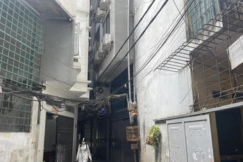 Nhiều cơ sở cho thuê nhà trọ không bảo đảm điều kiện an toàn cháy, nổ.
