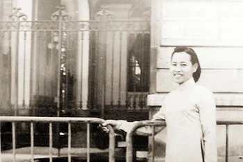  Bà Dương Thị Duyên ở Paris năm 1968. 