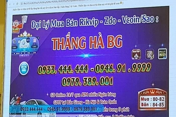 Banner quảng cáo đánh bạc trực tuyến Rikvip của các đại lý.