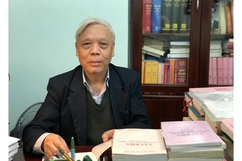 Phó Giáo sư, Tiến sĩ Nguyễn Trọng Phúc.