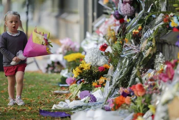 Vụ xả súng kinh hoàng ở Christchurch khiến chính phủ New Zealand quyết tâm thắt chặt việc sở hữu và sử dụng vũ khí (Ảnh: AP)