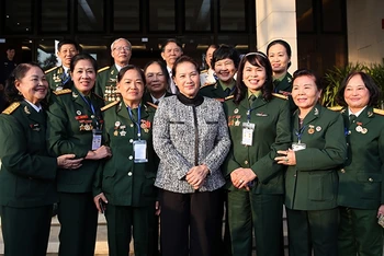 Chủ tịch QH Nguyễn Thị Kim Ngân và các đại biểu. Ảnh: DƯƠNG GIANG (TTXVN)