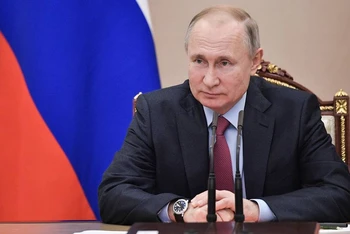 Tổng thống Nga Putin đã cảm người đồng cấp Mỹ trong cuộc điện đàm ngày 29-12 (Ảnh: TASS)