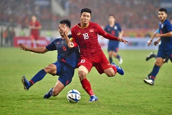 Tiền đạo Đức Chinh chơi rất xông xáo trong chiến thắng đậm 4-0 trước Thái Lan ở lượt cuối vòng loại U23 châu Á 2020.