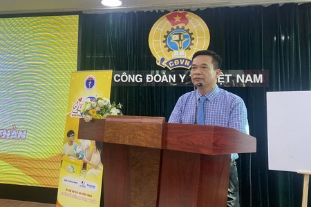 Tiến sĩ Trần Đăng Khoa, Phó Vụ trưởng Vụ Sức khỏe Bà mẹ-Trẻ em, Bộ Y tế phát biểu tại lễ khởi động.