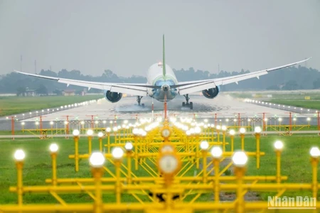 Cảng Hàng không quốc tế Nội Bài vừa được Tổ chức Skytrax bình chọn là sân bay tốt nhất thế giới năm 2024.