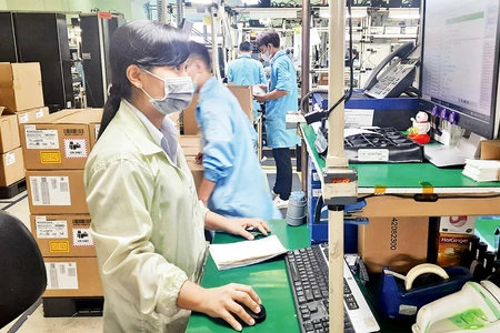 Hoạt động sản xuất của Công ty Trách nhiệm hữu hạn Datalogic Việt Nam, Khu công nghệ cao Thành phố Hồ Chí Minh.
