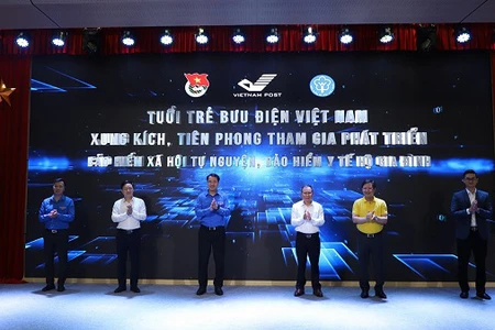 Phát động chương trình “Tuổi trẻ Bưu điện Việt Nam xung kích, tiên phong trong công tác tuyên truyền, vận động người dân tham gia bảo hiểm xã hội, bảo hiểm y tế” tại Hà Nội, ngày 16/3/2024. (Ảnh: VSS)