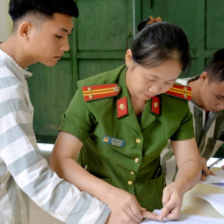 [Video] Triển khai công tác đặc xá cho phạm nhân nhân dịp kỷ niệm 30/4