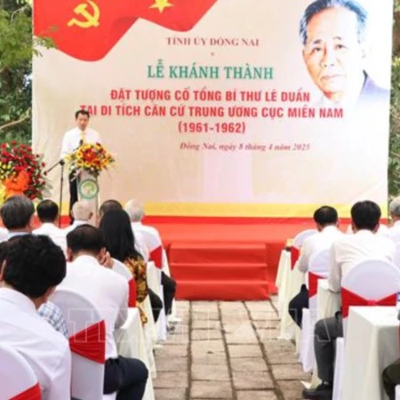 [Video] Khánh thành đặt tượng cố Tổng Bí thư Lê Duẩn tại di tích Trung ương Cục miền Nam