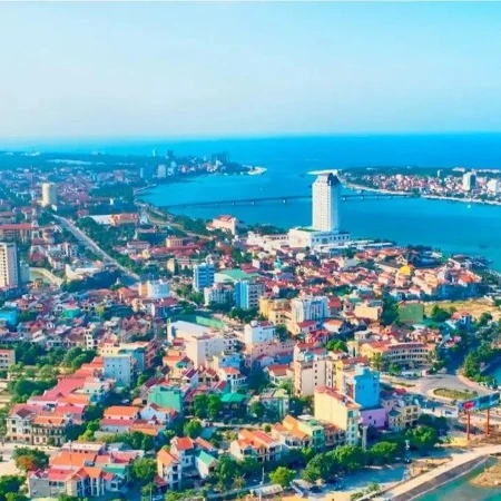 [Video] Quảng Bình thông qua Nghị quyết hợp nhất tỉnh, sắp xếp lại đơn vị hành chính cấp xã
