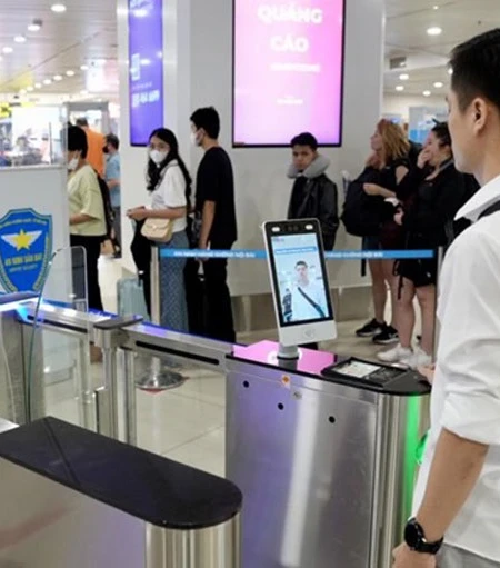 [Video] Triển khai ứng dụng sinh trắc học tại các sân bay, bến cảng, cửa khẩu trong tháng 7/2025