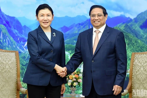 Thủ tướng Phạm Minh Chính tiếp Bộ trưởng Tư pháp Trung Quốc Hạ Vinh. (Ảnh: TRẦN HẢI)
