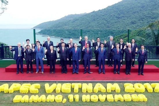 Việt Nam-APEC: Hợp tác vì tương lai thịnh vượng và bền vững