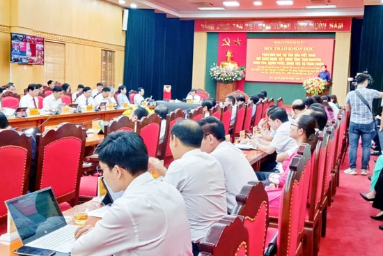 Các đại biểu dự hội thảo tại điểm cầu Tỉnh ủy Thái Nguyên.