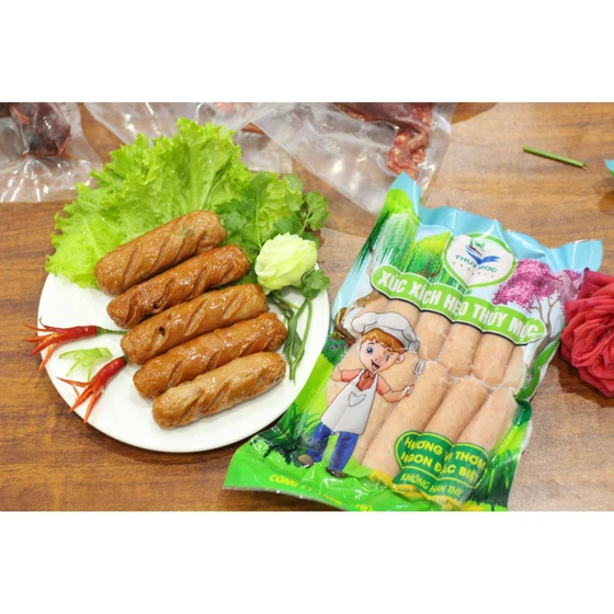 Xúc xích heo Thủy Mộc
