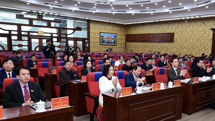 Hội đồng nhân dân tỉnh Hải Dương thông qua chính sách tặng quà đối tượng tham gia chiến dịch Điện Biên Phủ.