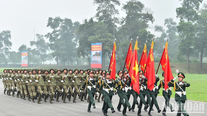 Lễ diễu binh, diễu hành chính thức sẽ được tổ chức vào sáng 7/5/2024 tại sân vận động tỉnh Điện Biên, đúng dịp kỷ niệm 70 năm Chiến thắng Điện Biên Phủ "lừng lẫy năm châu".