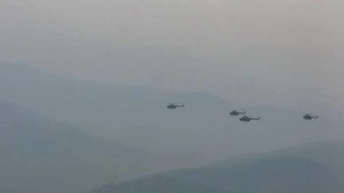 [Ảnh] Cận cảnh Không quân Việt Nam bay hợp luyện đội hình tại Điện Biên