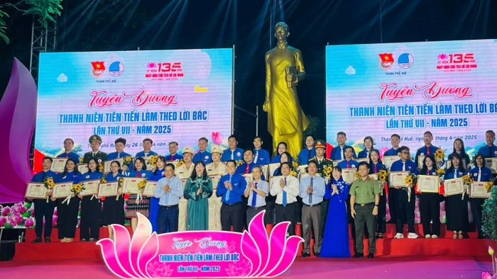 Thành đoàn Huế tổ chức Chương trình tuyên dương thanh niên tiên tiến làm theo lời Bác lần thứ VII, năm 2025.