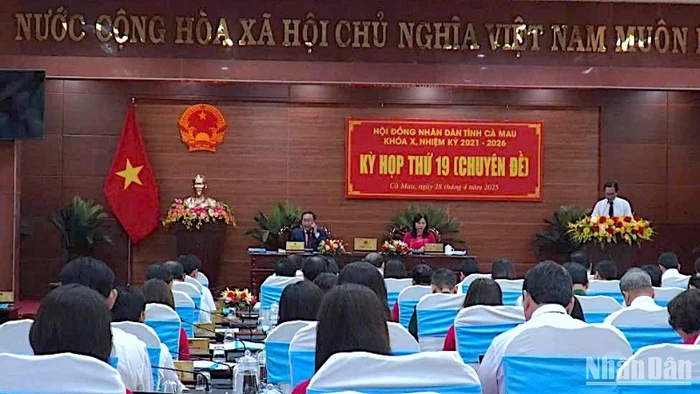 Kỳ họp thứ 19 (chuyên đề) của Hội đồng nhân dân tỉnh Cà Mau diễn ra ngày 28/4.