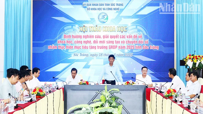 Bí thư Tỉnh ủy Sóc Trăng Lâm Văn Mẫn phát biểu chỉ đạo hội thảo.