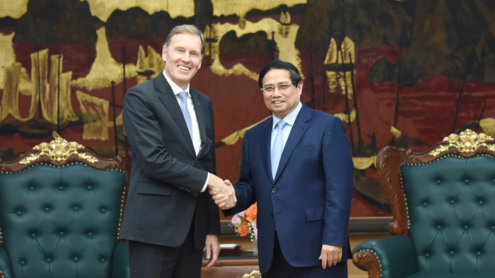 Thủ tướng Phạm Minh Chính đón Phó Chủ tịch điều hành quốc tế Tập đoàn Airbus Wouter Van Wersch. 