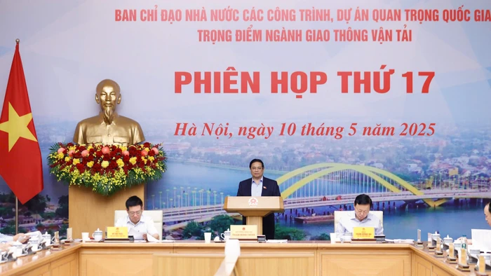 Thủ tướng Phạm Minh Chính, Trưởng Ban Chỉ đạo Nhà nước các công trình, dự án quan trọng quốc gia, trọng điểm ngành giao thông vận tải chủ trì Phiên họp thứ 17 của Ban Chỉ đạo.