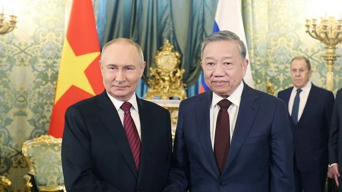 Tổng Bí thư Tô Lâm hội đàm hẹp với Tổng thống Nga Vladimir Putin. 