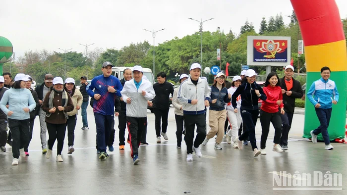 Ngày chạy Olympic vì sức khỏe toàn dân 2025.