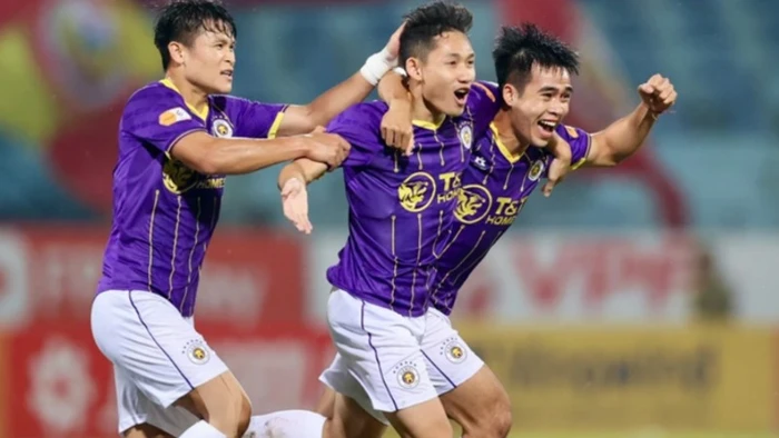 Hà Nội FC trở lại mạnh mẽ tại Giải bóng đá vô địch quốc gia LPBank V.League 1-2024/2025. (Ảnh: TTXVN)
