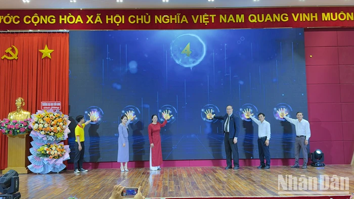 Lễ phát động chương trình.