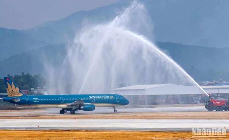 Vietnam Airlines tăng gấp 2 lần số chuyến bay dịp kỷ niệm Chiến thắng Điện Biên Phủ