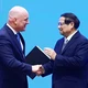 Thủ tướng Phạm Minh Chính và Thủ tướng New Zealand Christopher Luxon tuyên bố nâng cấp quan hệ Việt Nam-New Zealand lên Đối tác Chiến lược toàn diện. (Ảnh: Dương Giang/TTXVN)