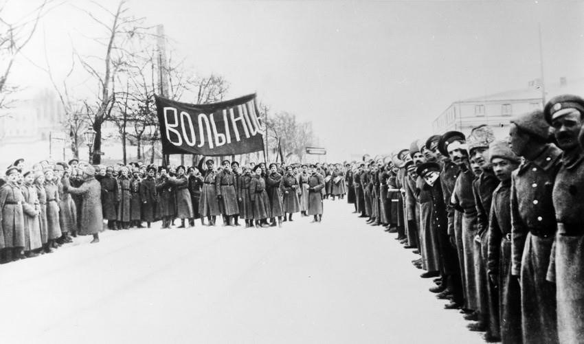 Những bức ảnh tư liệu về Cách mạng Tháng Mười Nga ảnh 3