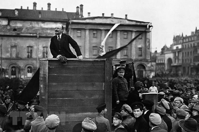 Những bức ảnh tư liệu về Cách mạng Tháng Mười Nga ảnh 19