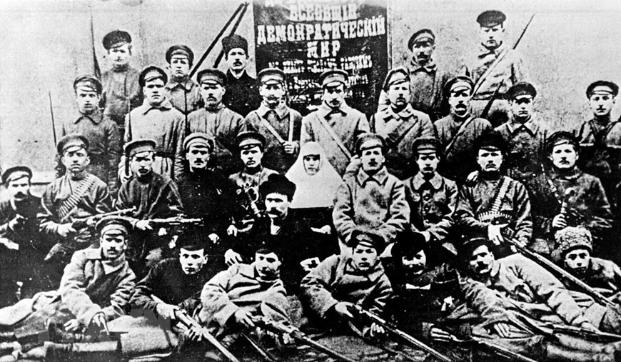 Những bức ảnh tư liệu về Cách mạng Tháng Mười Nga ảnh 8