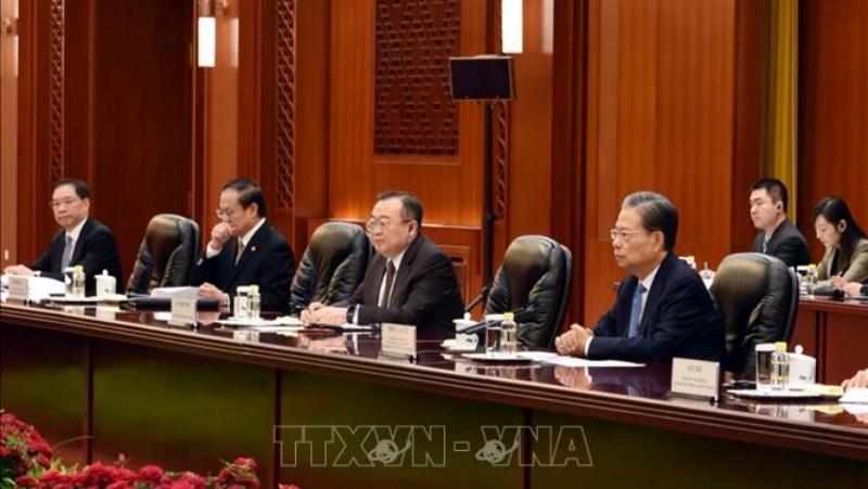 Ủy viên trưởng Nhân đại toàn quốc Trung Quốc Triệu Lạc Tế hội kiến với Đoàn đại biểu Đảng Cộng sản Việt Nam ảnh 3