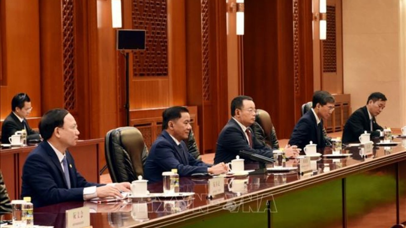 Ủy viên trưởng Nhân đại toàn quốc Trung Quốc Triệu Lạc Tế hội kiến với Đoàn đại biểu Đảng Cộng sản Việt Nam ảnh 2