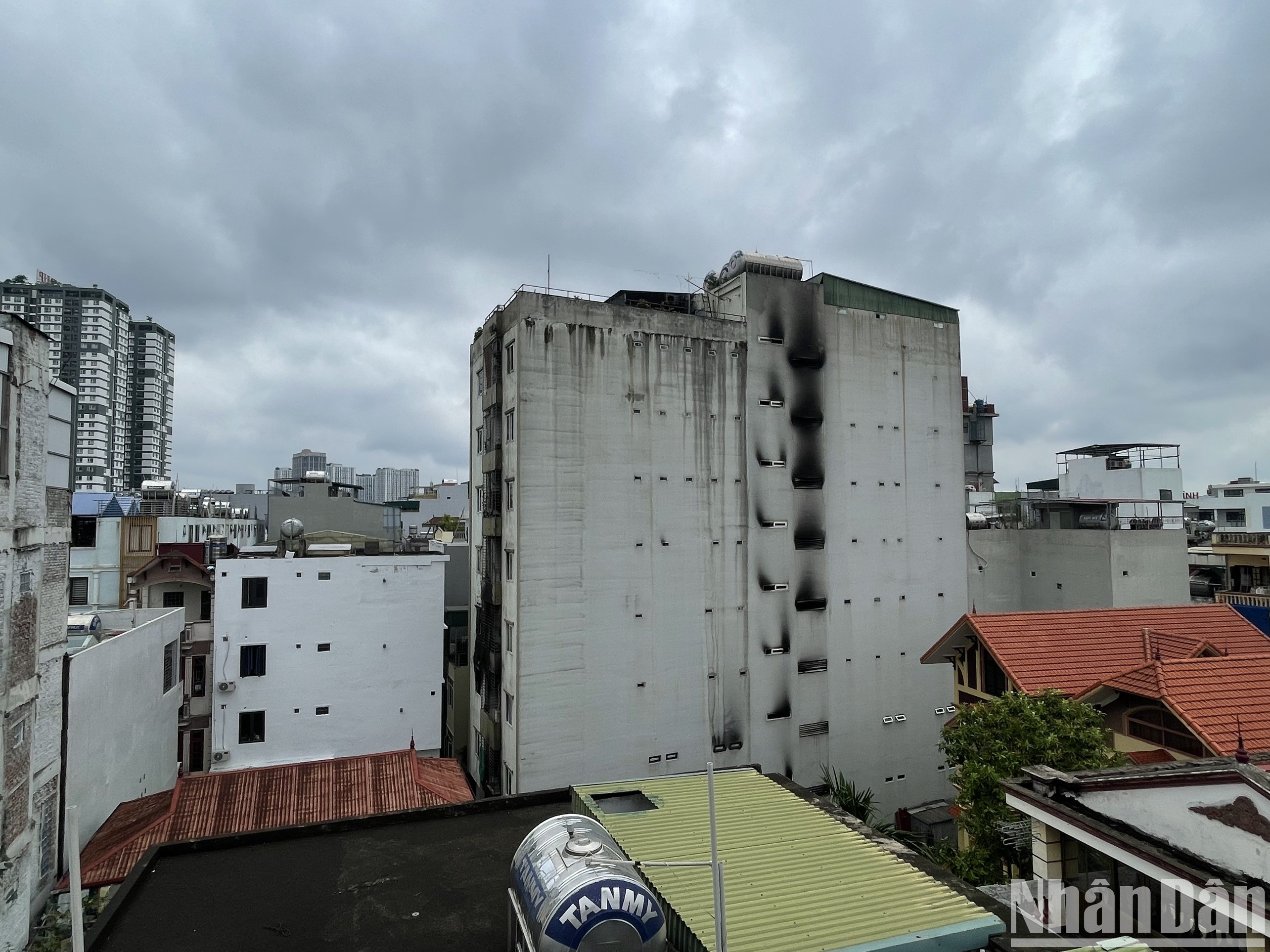 Ảnh] Hình ảnh sau vụ cháy chung cư mini tại phố Khương Hạ, quận Thanh Xuân