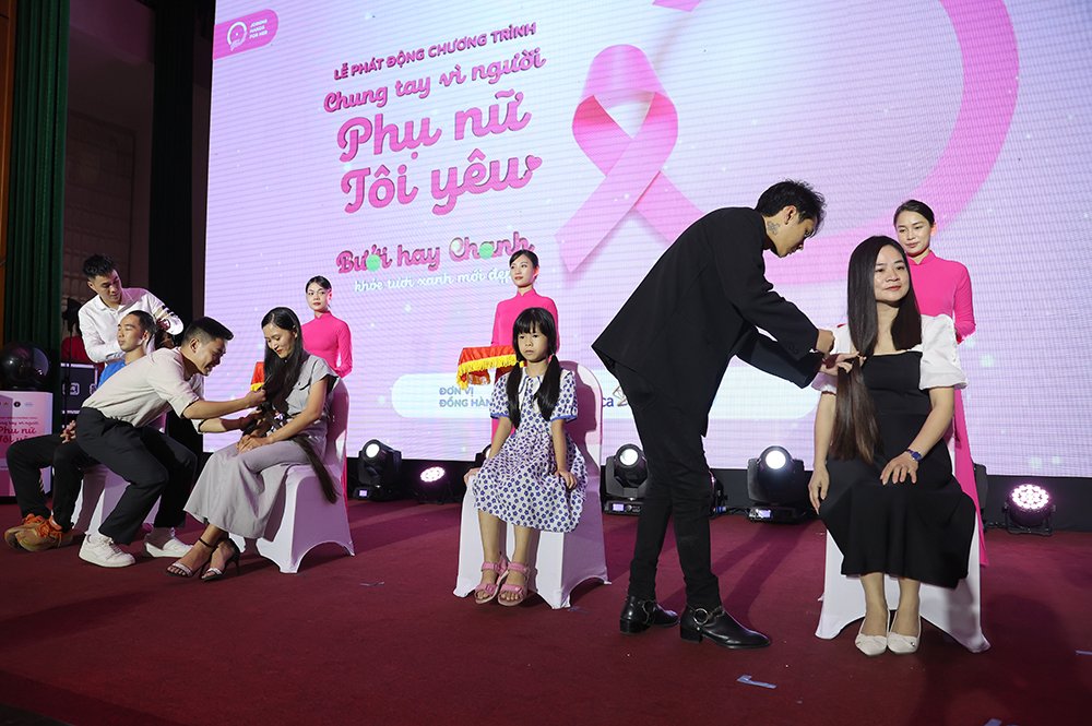 Phát động chiến dịch truyền thông nâng cao nhận thức bệnh ung thư vú ảnh 2