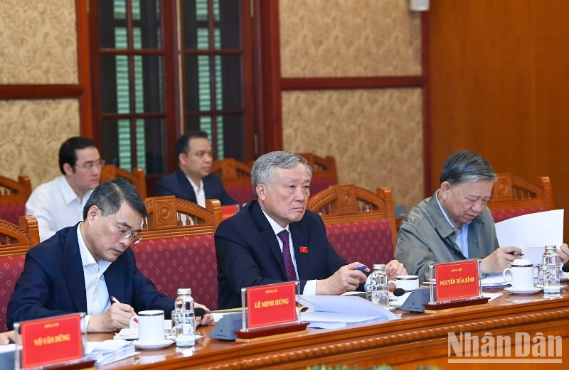 Tổng Bí thư Nguyễn Phú Trọng chủ trì họp Thường trực Ban Chỉ đạo Trung ương về phòng, chống tham nhũng, tiêu cực ảnh 3