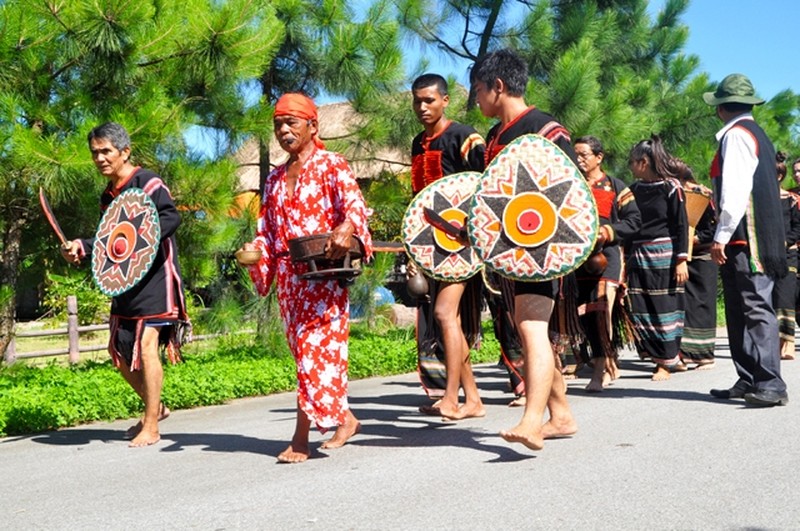 Vẻ đẹp hút hồn thiếu nữ Ê Đê tại Festival Văn hóa cồng chiêng 2018