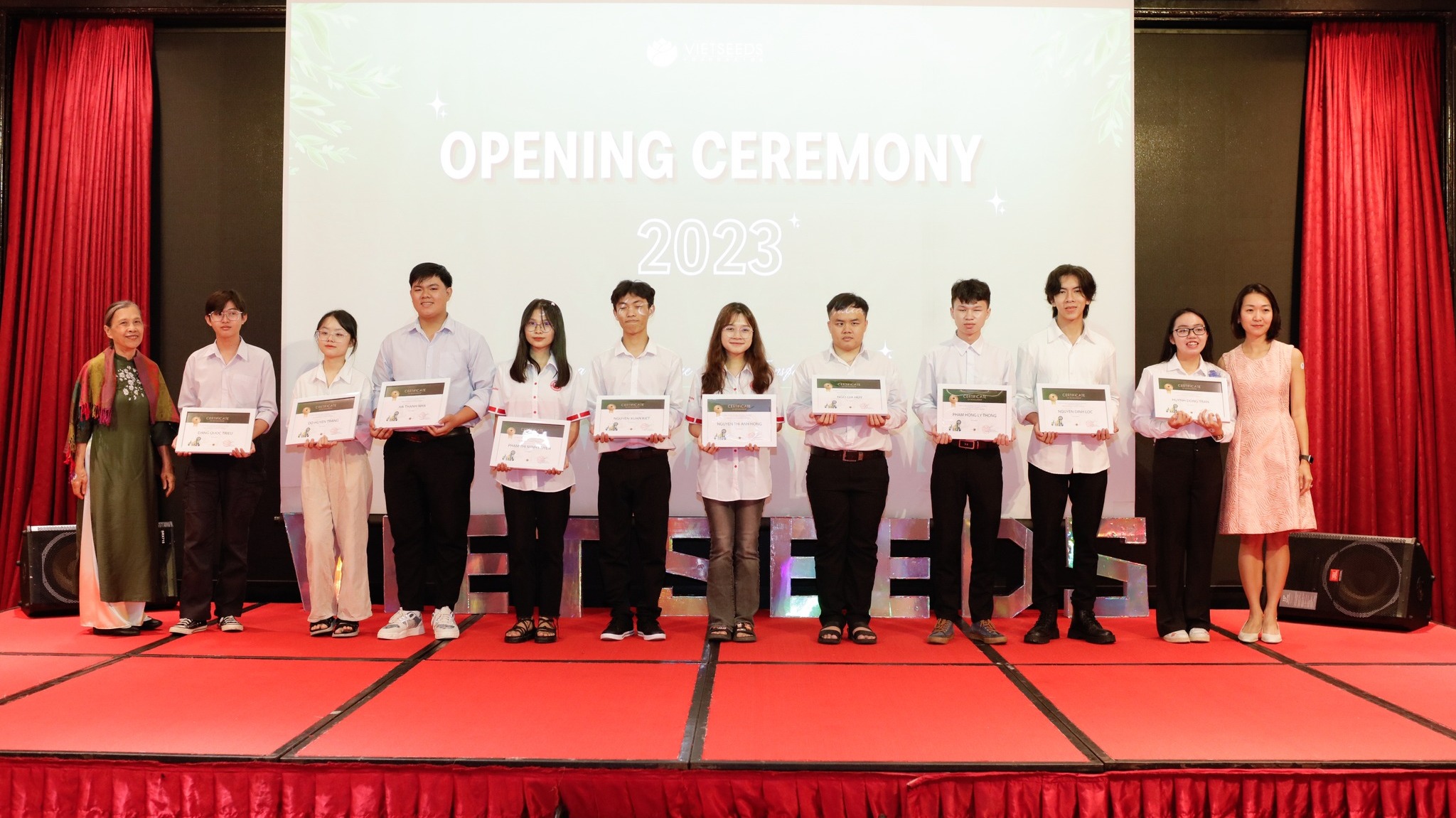 Lễ chào đón các tân sinh viên thế hệ thứ 13 của VietSeeds.