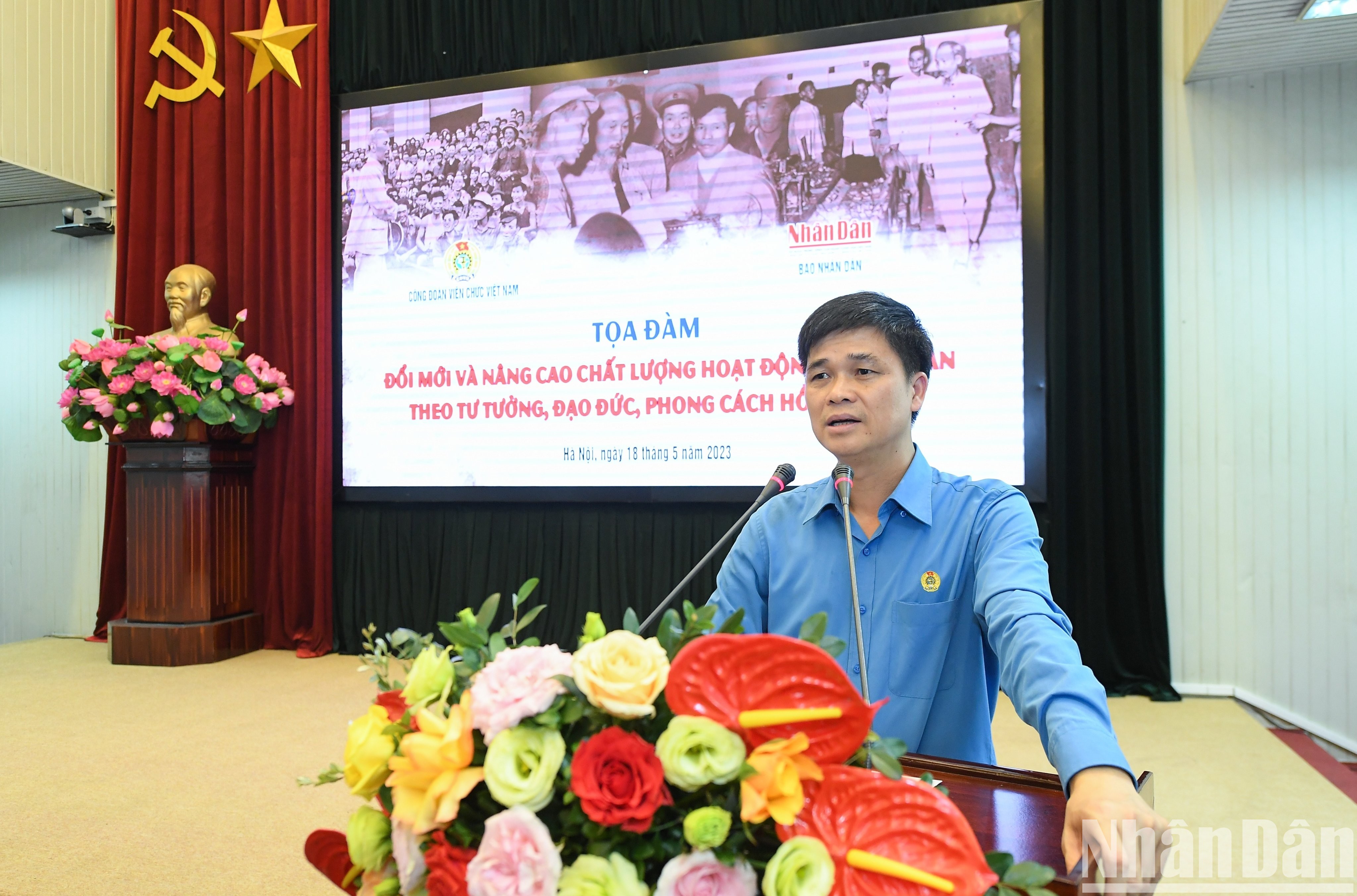Đồng chí Ngọ Duy Hiểu, Phó Chủ tịch Tổng Liên đoàn Lao động Việt Nam, Chủ tịch Công đoàn Viên chức Việt Nam phát biểu khai mạc buổi tọa đàm.